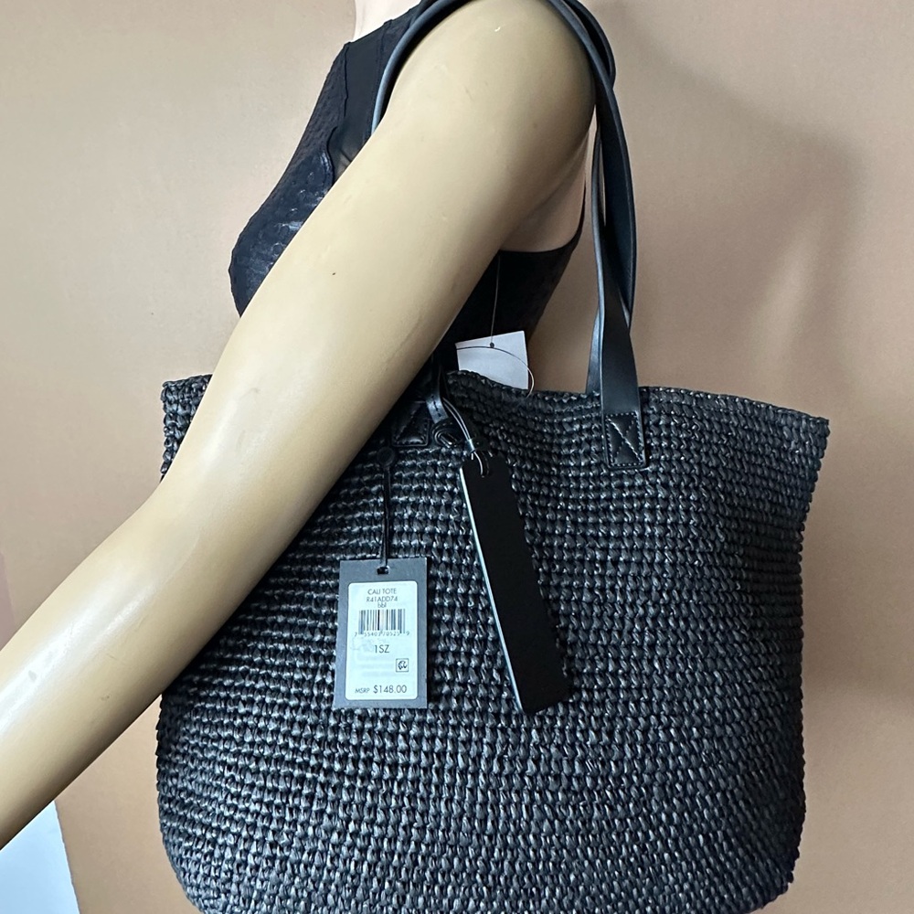 NWT DKNY Black Cali Woven Straw Tote bag Lined W/ Inside Pockets